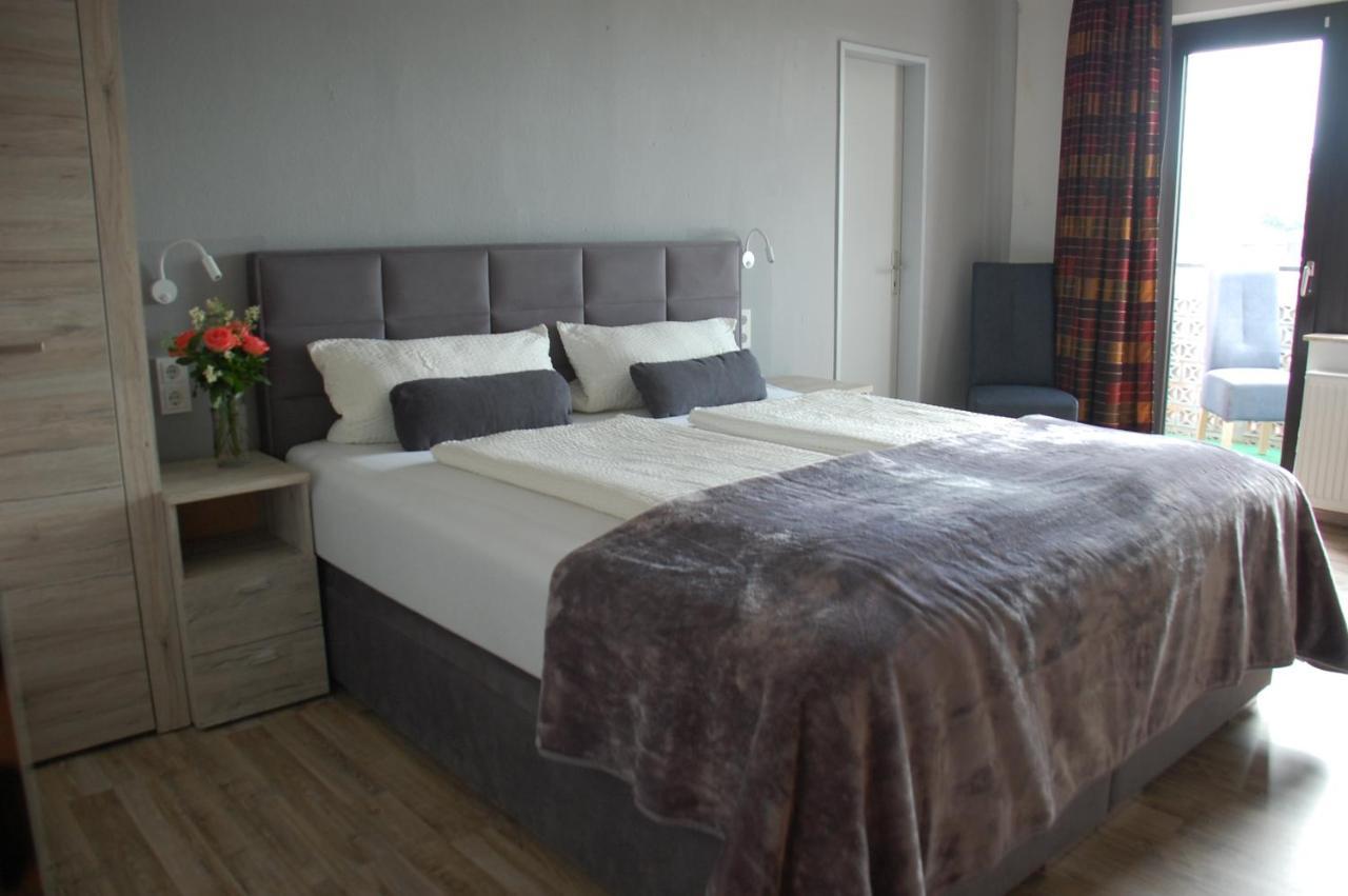 Hotel Landhaus Appel Schotten Bagian luar foto