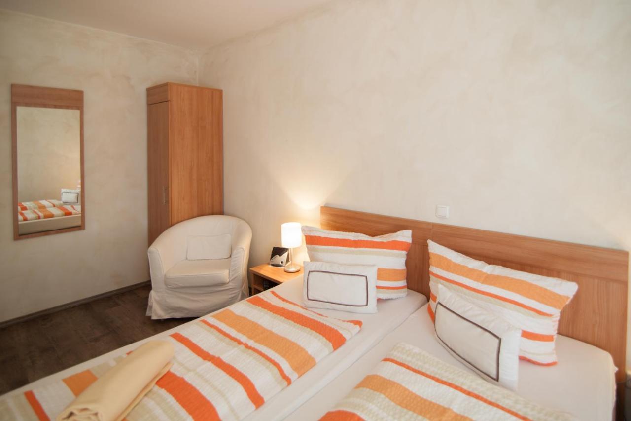 Hotel Landhaus Appel Schotten Bagian luar foto